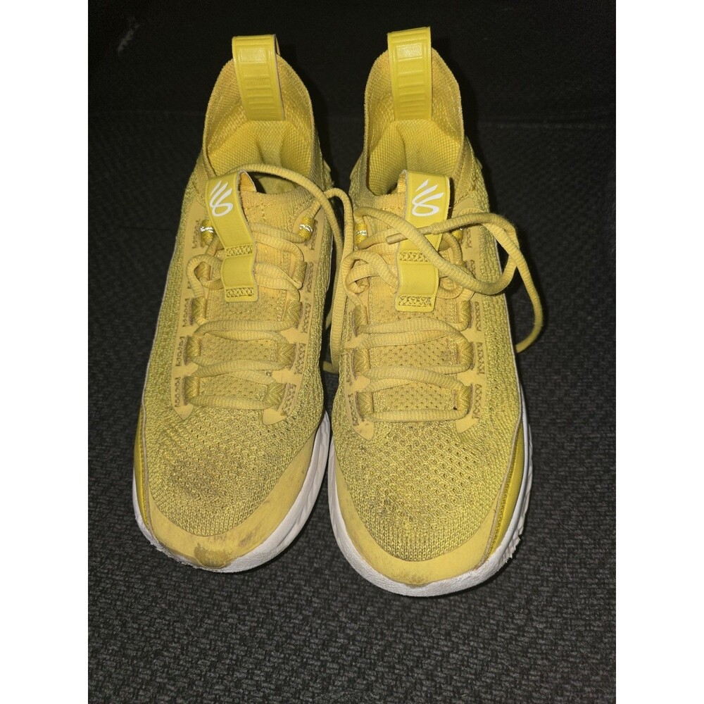 Under Armour Curry Flow 8 Smooth Butter Yellow Basketball Shoes Youth 6Y